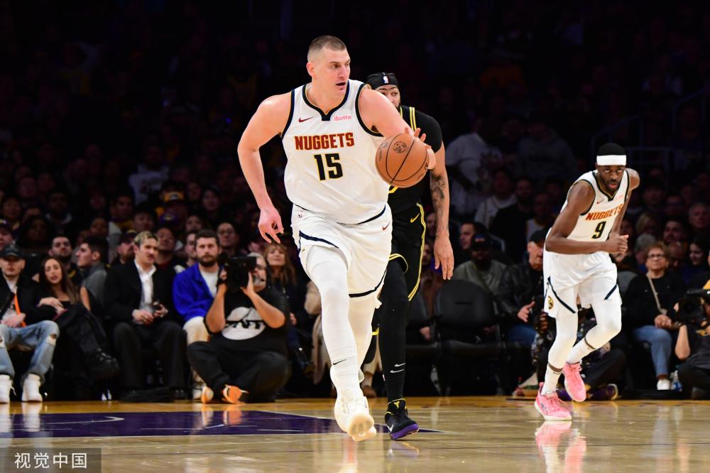 对偶像的尊 对偶像的尊