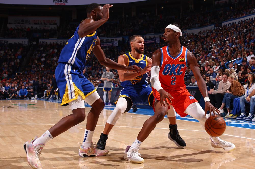 仅牵动了球 仅牵动了球